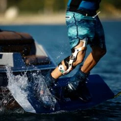 Ronix RXT Blackout Wakeboard 2022 17 Ronix RXT Blackout Wakeboard 2022 -LIQUID FORCE Sales 2022RonixRXTBoard 9