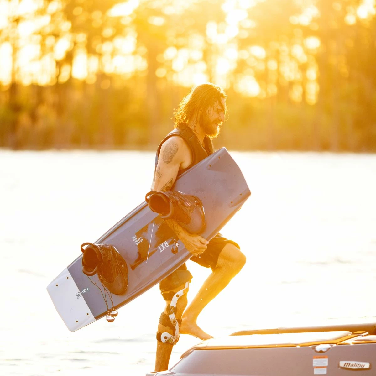 Ronix RXT Blackout Wakeboard 2022 7 Ronix RXT Blackout Wakeboard 2022 - Image 7