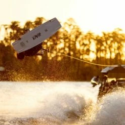 Ronix RXT Blackout Wakeboard 2022 20 Ronix RXT Blackout Wakeboard 2022 -LIQUID FORCE Sales 2022RonixRXTBoardMassi 4