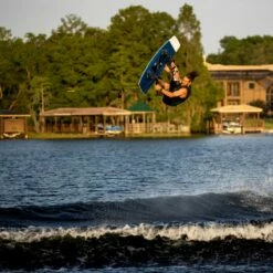 Ronix RXT Blackout Wakeboard 2022 22 Ronix RXT Blackout Wakeboard 2022 -LIQUID FORCE Sales 2022RonixRXTBoardMassi 6