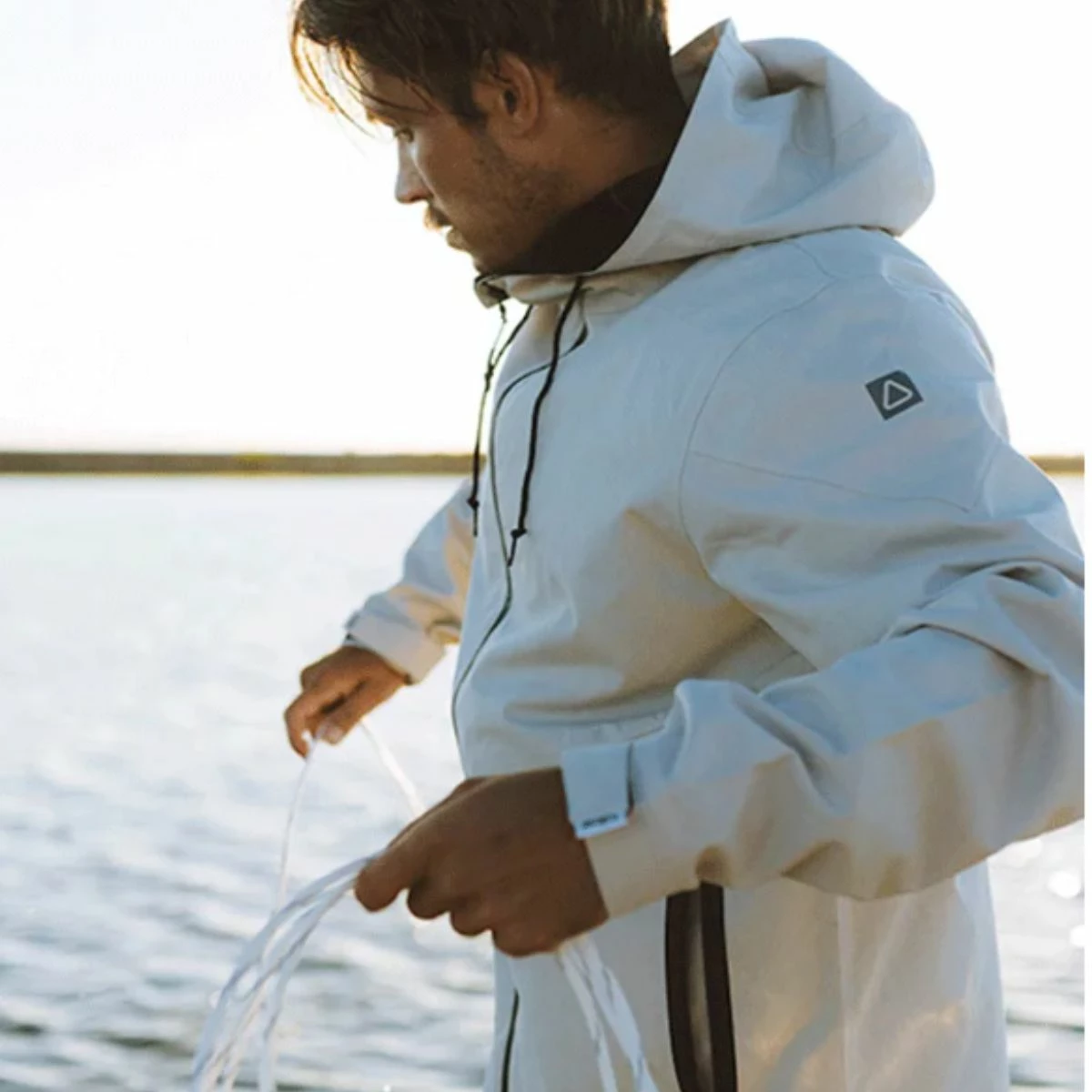 Follow Layer 3.11 Outer Spray Twelker In Cream 5 Follow Layer 3.11 Outer Spray Twelker In Cream - Image 5