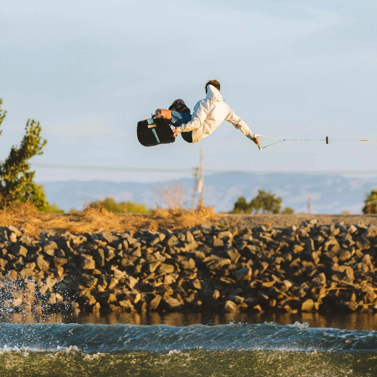 Follow Layer 3.11 Outer Spray Twelker In Cream 9 Follow Layer 3.11 Outer Spray Twelker In Cream - Image 9