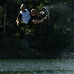 Hyperlite Blueprint Wakeboard 2022 10 Hyperlite Blueprint Wakeboard 2022 -LIQUID FORCE Sales hyperlite blueprint wakeboard 2022 684867