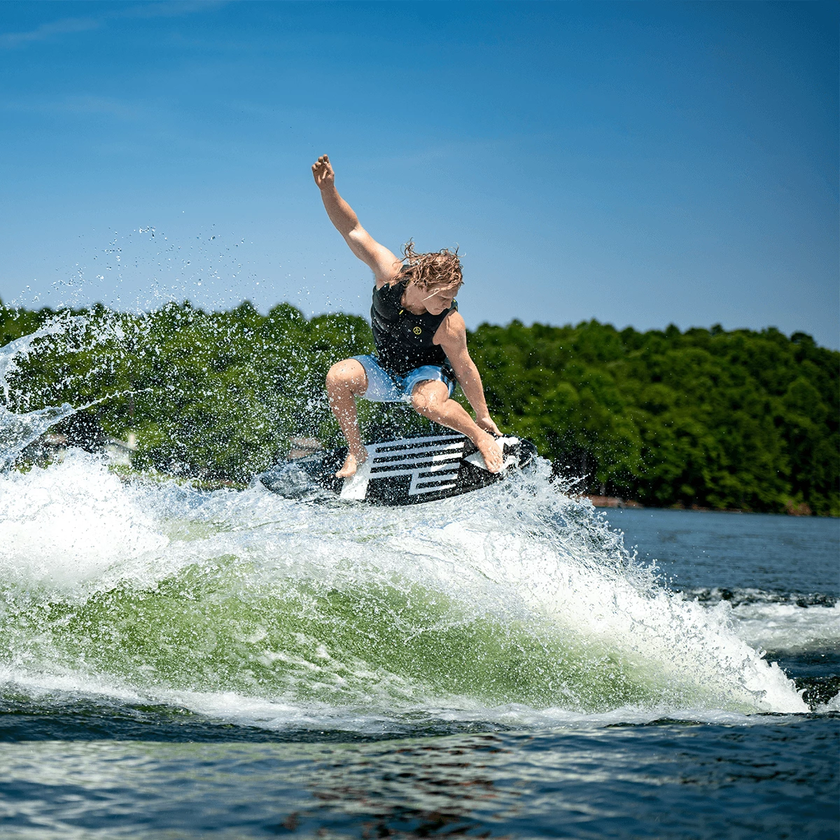 Hyperlite Transistor Wakesurf Board 2023 2 Hyperlite Transistor Wakesurf Board 2023 - Image 2