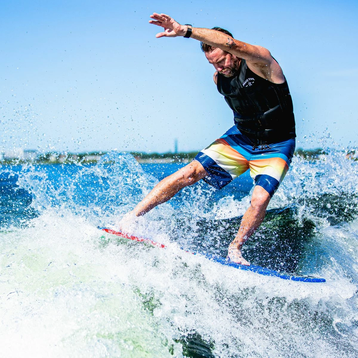 Phase 5 Diamond CL Wakesurf Board 2023 4 Phase 5 Diamond CL Wakesurf Board 2023 - Image 4