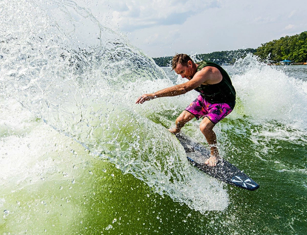 Phase 5 Hammerhead LTD Wakesurf Board 2022 2 Phase 5 Hammerhead LTD Wakesurf Board 2022 - Image 2