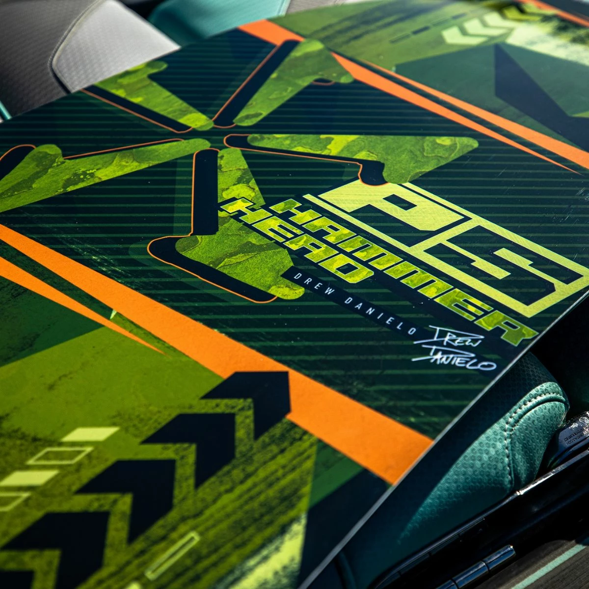 Phase 5 Hammerhead Wakesurf Board 2023 2 Phase 5 Hammerhead Wakesurf Board 2023 - Image 2