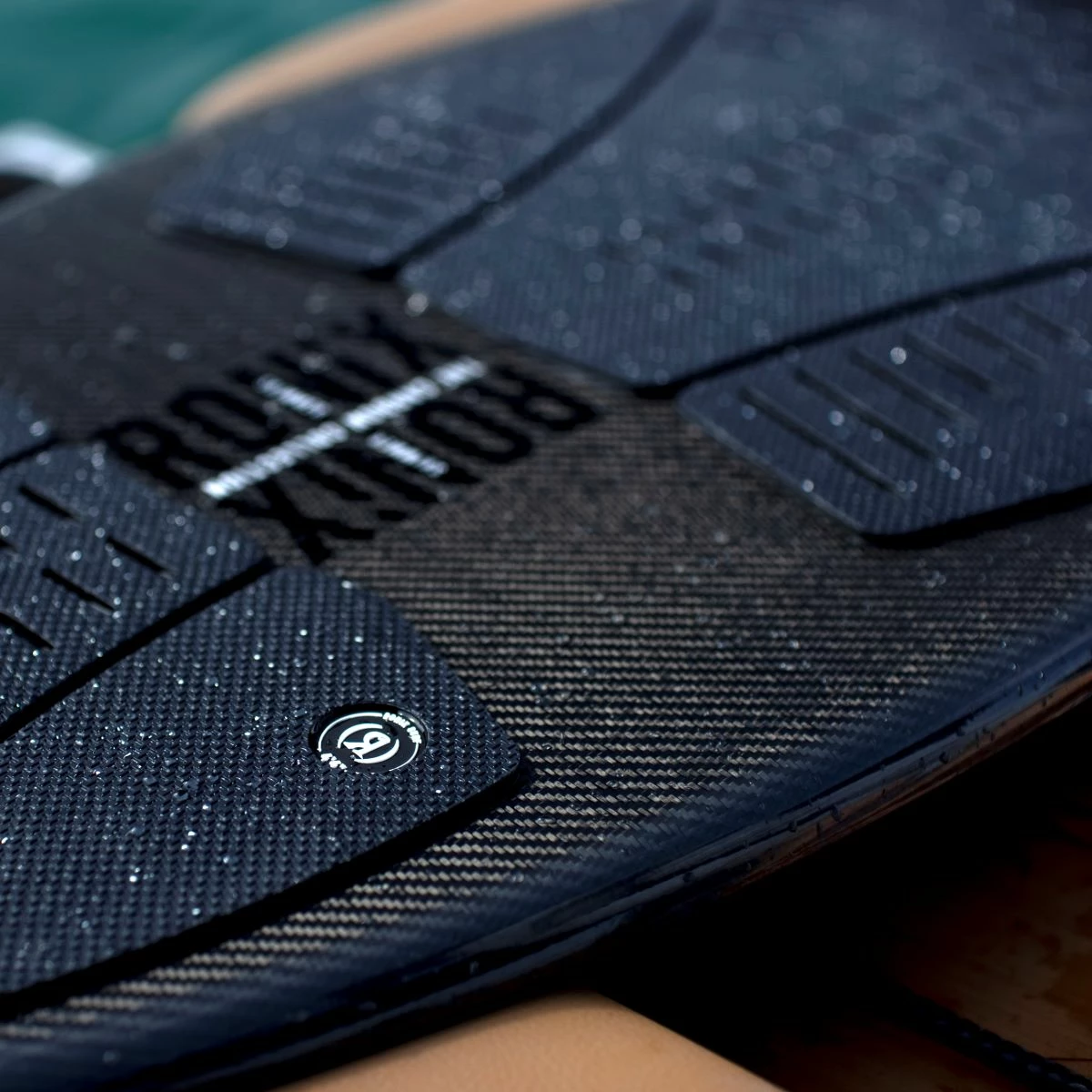 Ronix Carbon Air Core 3 Skimmer Wakesurf Board 2023 6 Ronix Carbon Air Core 3 Skimmer Wakesurf Board 2023 - Image 6