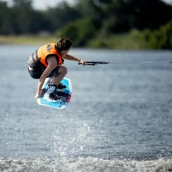 Ronix District Jr Wakeboard 2023 15 Ronix District Jr Wakeboard 2023 -LIQUID FORCE Sales ronix district jr wakeboard 2022 776923