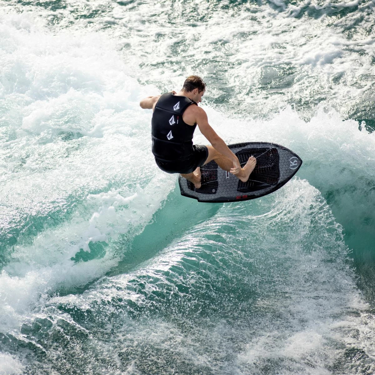 Ronix H.O.M.E. Carbon Pro M50 Wakesurf Board 2022 3 Ronix H.O.M.E. Carbon Pro M50 Wakesurf Board 2022 - Image 3