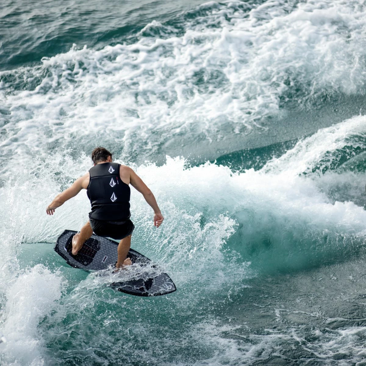 Ronix H.O.M.E. Carbon Pro M50 Wakesurf Board 2022 8 Ronix H.O.M.E. Carbon Pro M50 Wakesurf Board 2022 - Image 8