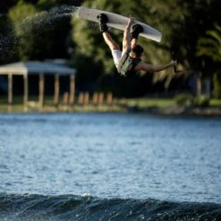 Ronix One Blackout Wakeboard 2022 13 Ronix One Blackout Wakeboard 2022 -LIQUID FORCE Sales ronix one blackout wakeboard 2022 859548