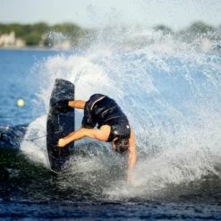 Ronix One Timebomb Wakeboard 2022 17 Ronix One Timebomb Wakeboard 2022 -LIQUID FORCE Sales ronix one timebomb wakeboard 2022 216962