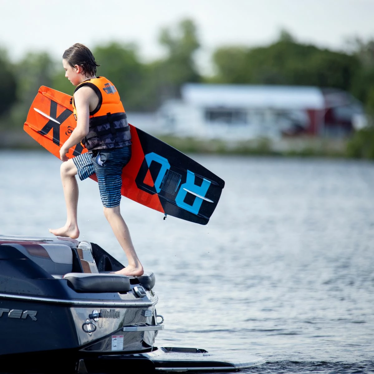 Ronix Vault Jr Wakeboard 2023 2 Ronix Vault Jr Wakeboard 2023 - Image 2