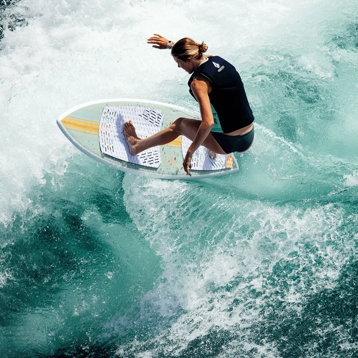 Ronix Women's Koal Classic Fish Wakesurf Board 2023 7 Ronix Women's Koal Classic Fish Wakesurf Board 2023 - Image 7